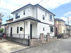 いつでもご案内いたします。リフォーム住宅につき、綺麗なお部屋で即お住まいいただけます。是非、綺麗に生まれ変わったお部屋を、ご覧ください。
