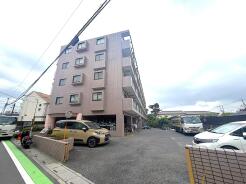 最寄り駅9分です