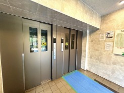 エレベータ―