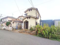 閑静な住宅地で、小さなお子様がいるご家族にも安心。
