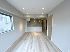 ご家族みんながゆったりくつろげる広々リビング。
