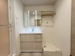 洗面化粧台もしっかりリフォーム済みです。
