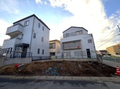 さいたま市中央区鈴谷６丁目