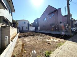 同じグレードで建てられた最寄りの完成物件を、参考にご覧になれます。
