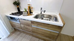 快適な新生活を迎えられそうな、新品のキッチンです。
