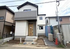 同じグレードで建てられた最寄りの完成物件を、参考にご覧になれます。