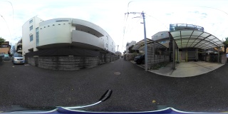 前面道路含む外観