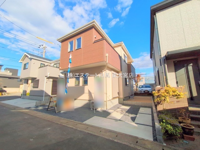 春日部市中央8丁目　2号棟