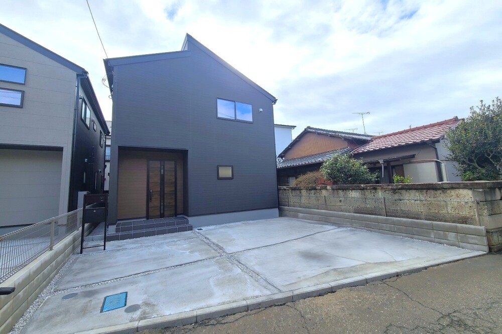 新座市畑中1丁目全3棟　新築戸建