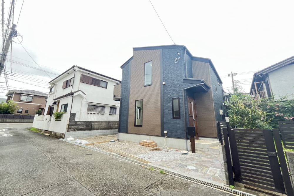 小平市仲町　新築戸建