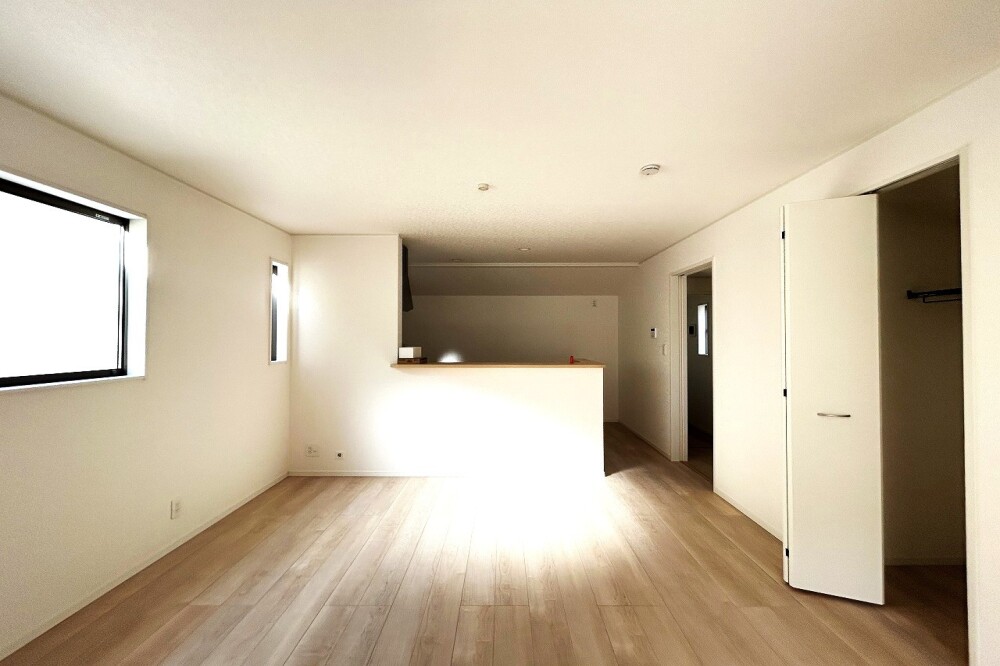 新座市片山第11全1棟　新築戸建