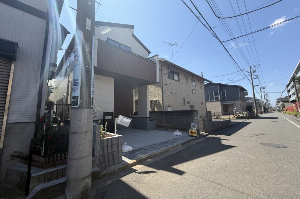 小平市学園東町全1棟　新築戸建