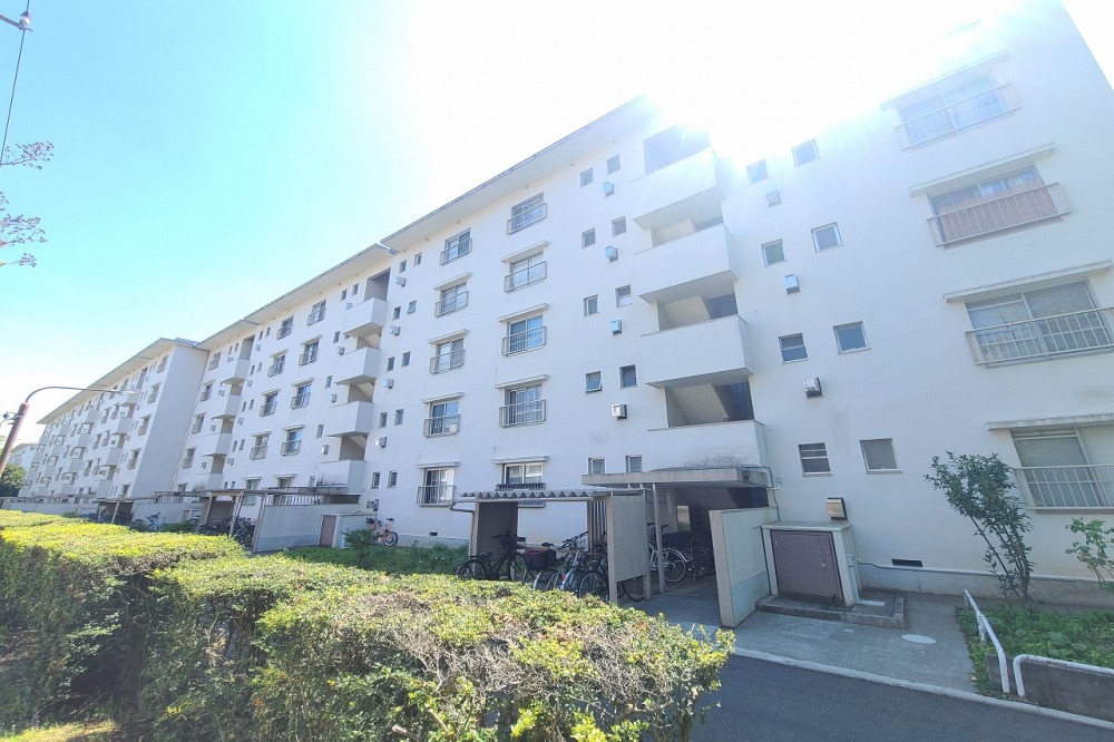滝山団地2街区10号棟