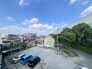 窓から眺める風景は一日の疲れを癒すヒーリングを奏でる、心地の良い時間を演出してくれます。室内も重要ですが、周りの環境もマイホーム選びの大事なポイント

