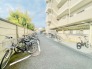 敷地内に駐輪場があります。
