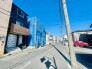 前面道路含む外観