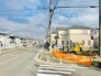 1号地 前面道路含む外観