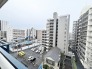 都市の風景に溶け込む、落ち着きのある住まい
