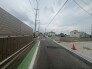8号地 前面道路含む現地写真
