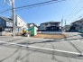 2号棟 前面道路含む現地写真
