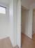 無駄を削ぎ落としたシンプルな空間は、どのようなインテリアにも馴染む心地よい余白を生み出します。