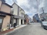 前面道路含む外観