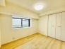 余計な装飾を削ぎ落とした、シンプルで整然とした空間が、日々の暮らしに心地よい静けさと穏やかな調和をもたらしてくれます
