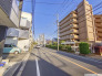 マンション北側公道 東方向