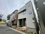 2号棟 前面道路含む現地写真(建設中)
