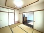 お子様にとっていいお昼寝空間になる和室は、ぜひリビングのお隣で。

