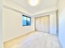 今からここを誰のお部屋にしようか、そんなお部屋。
