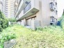 マンション一階部分の特権である庭付き住戸。戸建のような使用感で居住できます。
