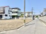 広がる空の下、穏やかな街並みに溶け込むこの場所は、新しい暮らしの基盤となる、ゆとりに満ちた空間。日々の風景に安らぎを感じ、心満たされる日々がここから始まります
