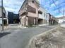 静かな住宅街に佇む、落ち着きのある住まい