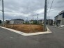 前面道路含む外観