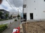 前面道路含む外観