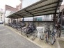 敷地内に駐輪場があります。
