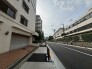穏やかな空気が流れる、落ち着いた街並みが日々の暮らしに安らぎを与えてくれます。