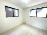 余計な装飾を削ぎ落としたシンプルな空間は、住まう人の個性を引き立て、心穏やかな時間を育んでくれます。