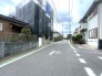 2号棟 前面道路含む現地写真
