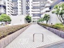 マンション入口付近アプローチ
