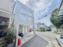 前面道路含む外観