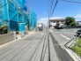2号棟 前面道路含む現地写真
