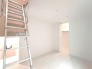 洋室は子供部屋にもちょうどいいサイズ感。
