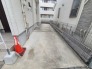 セカンドカーにも便利、駐車２台可の敷地。
