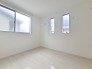 洋室は子供部屋にもちょうどいいサイズ感。
