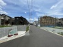 9号棟 前面道路含む現地写真