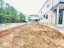 静かな住宅街に位置する、奥行きのある敷地です。自由なプランニングで理想の暮らしを描けます
