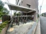 敷地内に駐輪場があります。
