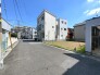 1号棟 前面道路含む現地写真
